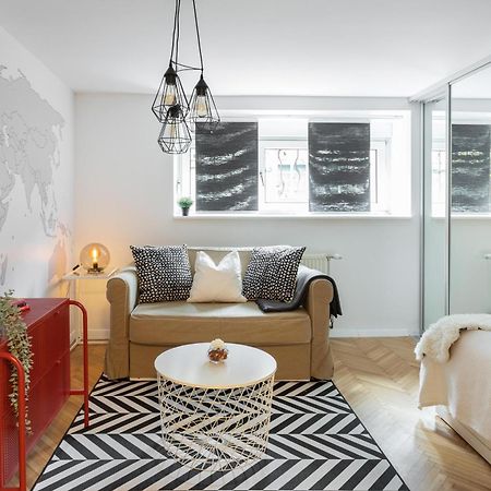Modern Studio Near British Square Zagreb Exterior foto