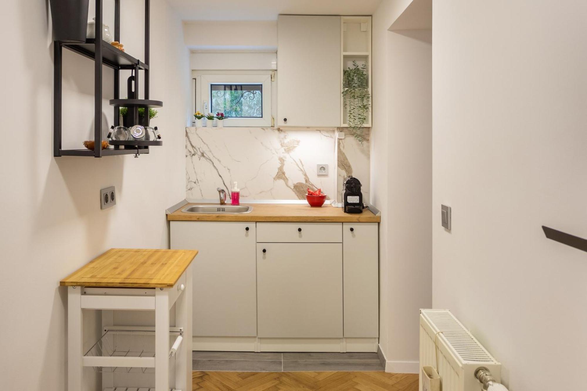 Modern Studio Near British Square Zagreb Exterior foto